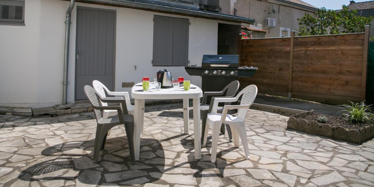 Appartement Avec Terrasse Périgueux Dış mekan fotoğraf
